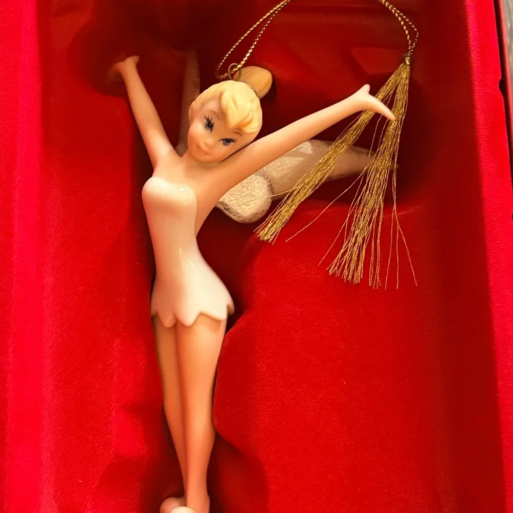 Lenox Disney Showcase Tinker Bell A Perfect Pixie Porcelain Ornament in Box